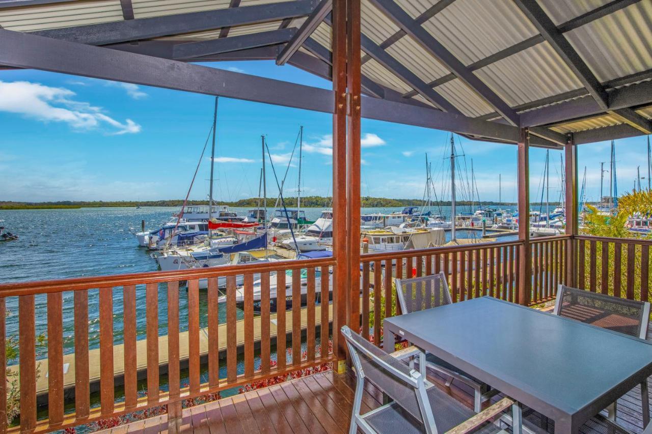 Tin Can Bay Marina Villas 外观 照片