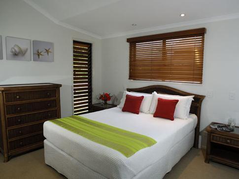 Tin Can Bay Marina Villas 外观 照片